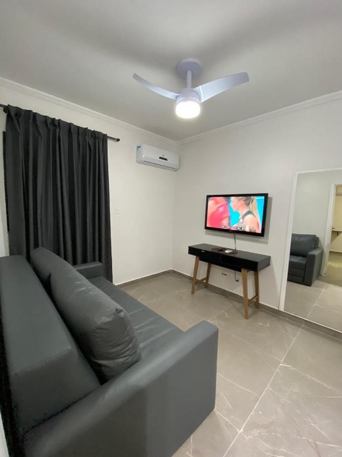 Flat - Acomoda Ate 4 Hospedes - Bairro Do Gonzaga - Santos Sp Dış mekan fotoğraf